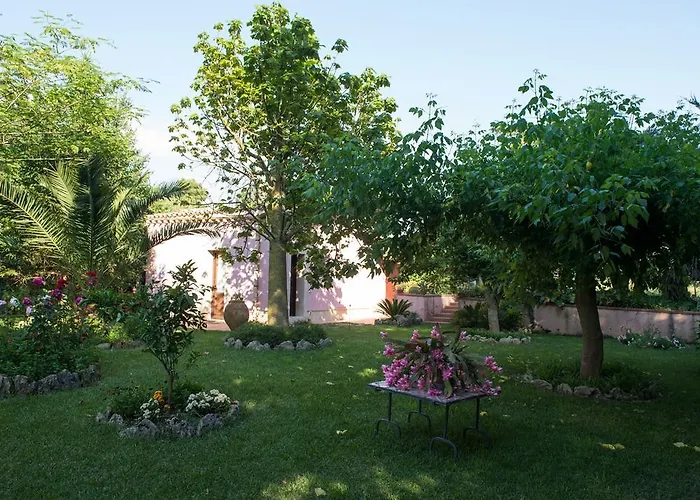 Ai Cipressi Bed & Breakfast Salemi